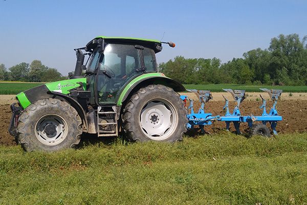 1LTF系列柵條液壓翻轉犁