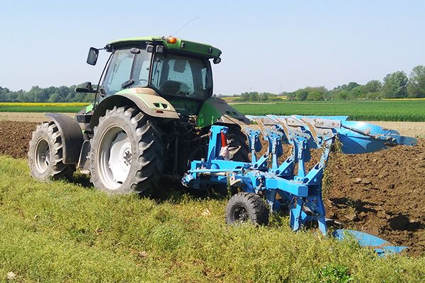 1LTF系列柵條液壓翻轉犁